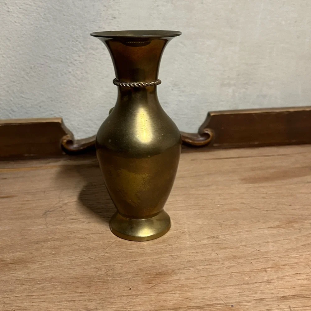 Vintage brass Vase with Rope Accent‎